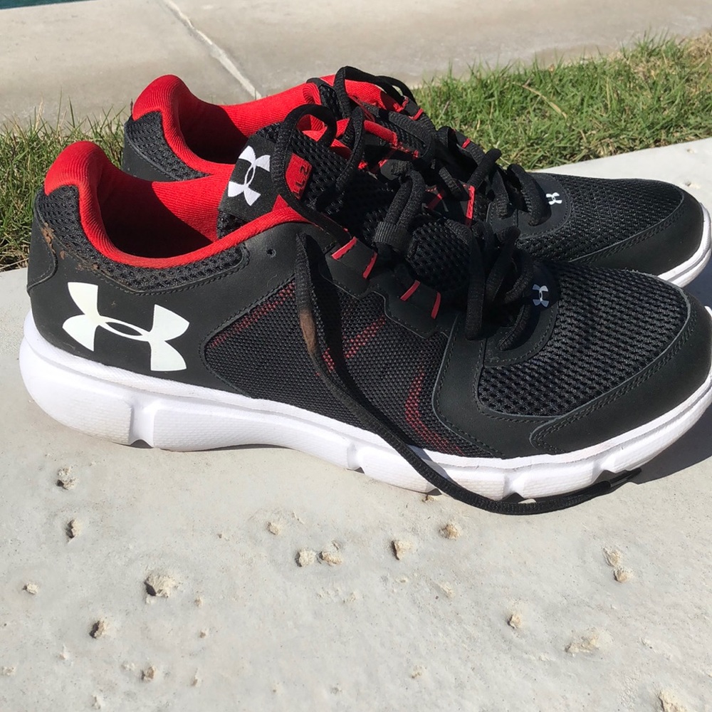 Men’s Under Armour Thrill 2 sneakers